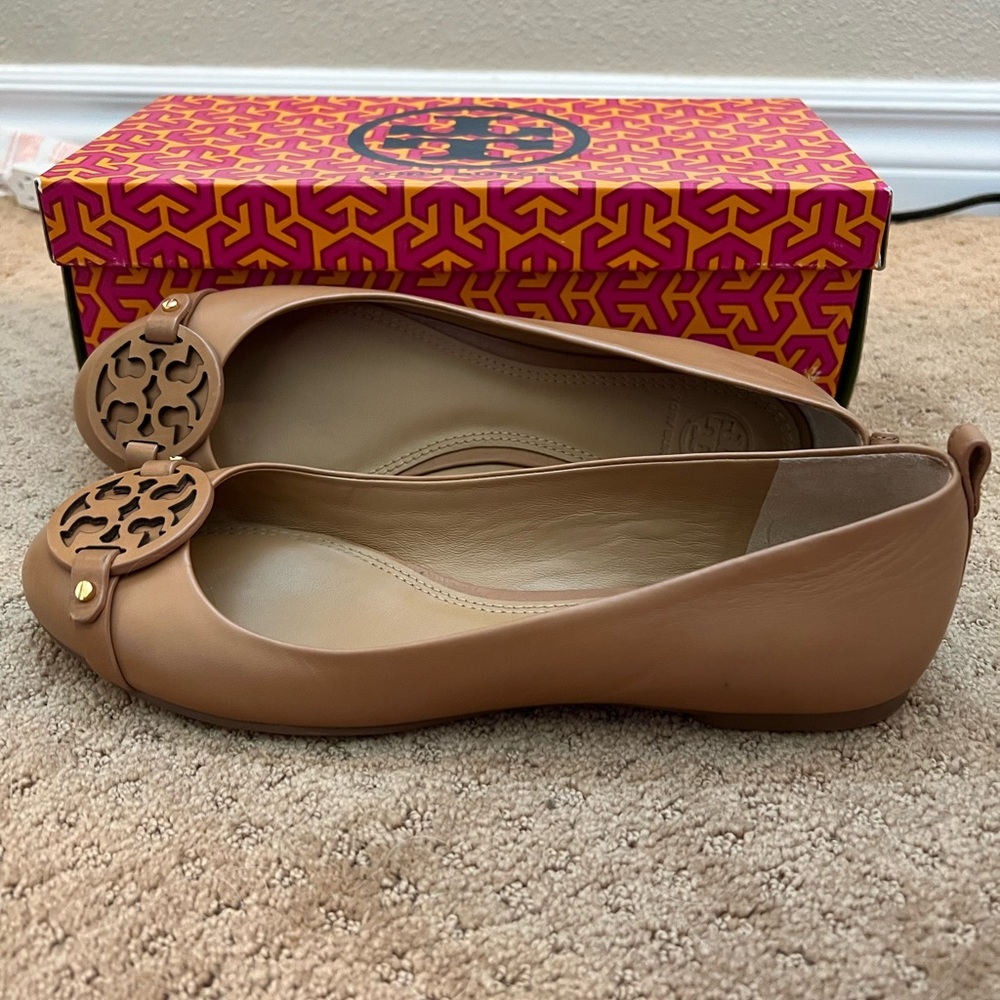 Tory Burch flats